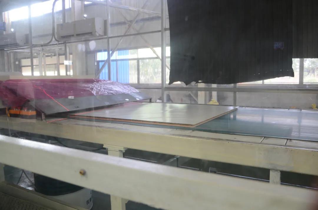 “素板美容院”，华洲又一条饰面板生产线投产了！(图5)